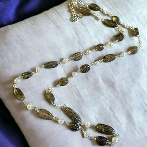 Labradorite Oval Bead and Pearl Necklace, 20 inch - - LadybugfeetDesigns -