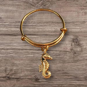 Seahorse Expandable Charm Ring - Gold - - LadybugfeetDesigns -