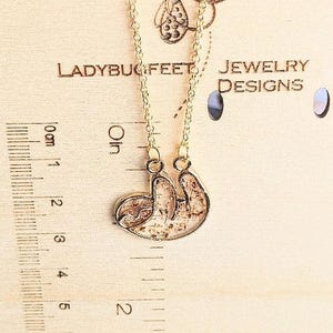 Adorable Dried Flower Tree Sloth - Yellow or Rose Gold - - LadybugfeetDesigns -