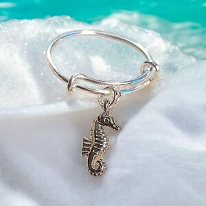 Seahorse Expandable Charm Ring - Silver - - LadybugfeetDesigns -