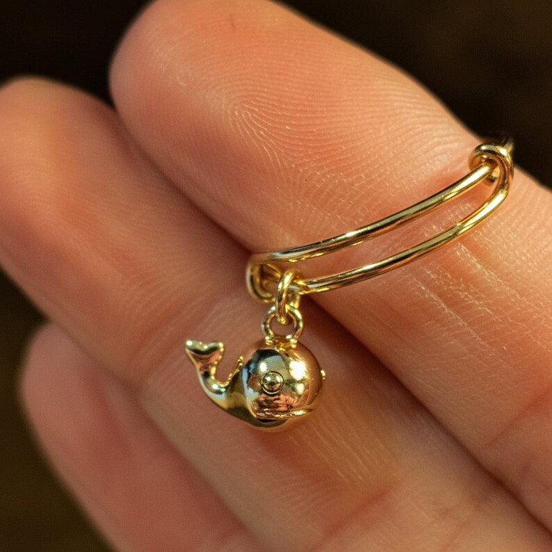 Baby Whale Expandable Charm Ring - Gold - - LadybugfeetDesigns -