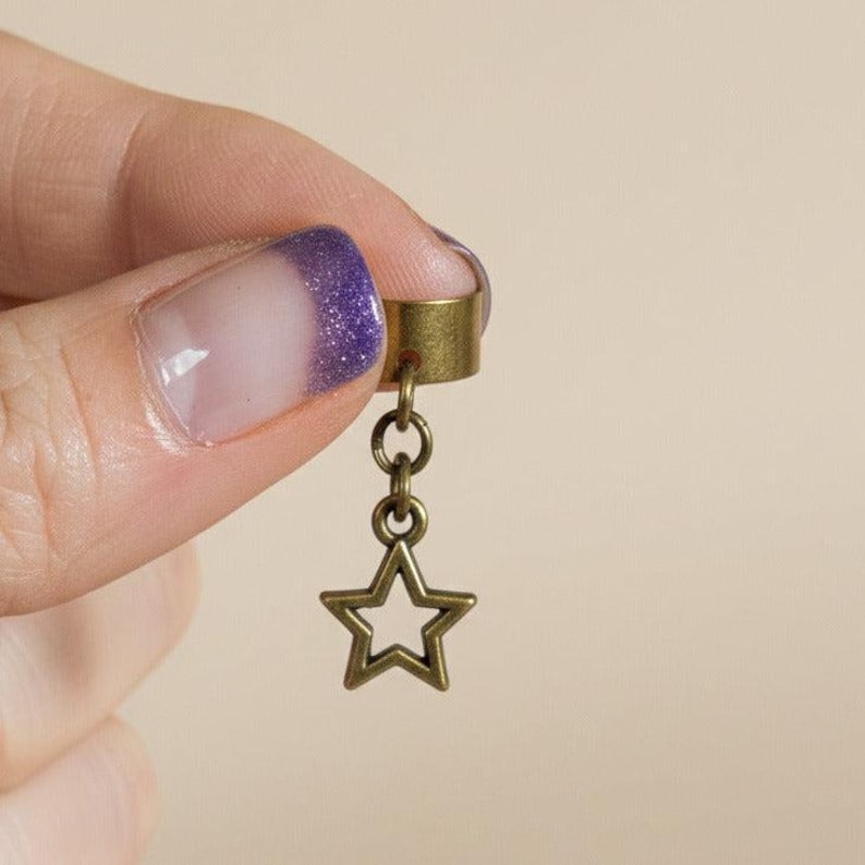 Star Ear Cuff, Antique Bronze - - LadybugfeetDesigns -