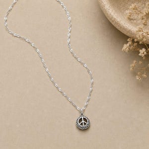 Peace Sign Necklace, 20 inches - Silver - - LadybugfeetDesigns -