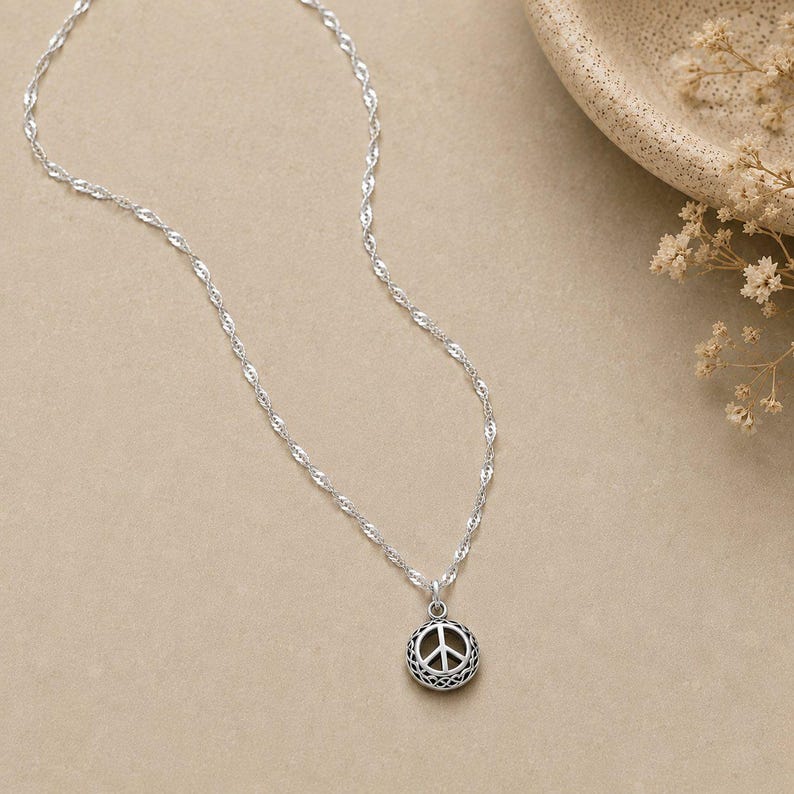Peace Sign Necklace, 20 inches - Silver - - LadybugfeetDesigns -