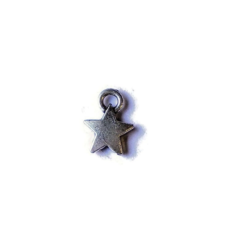 Silver Small Star Charm - - LadybugfeetDesigns -