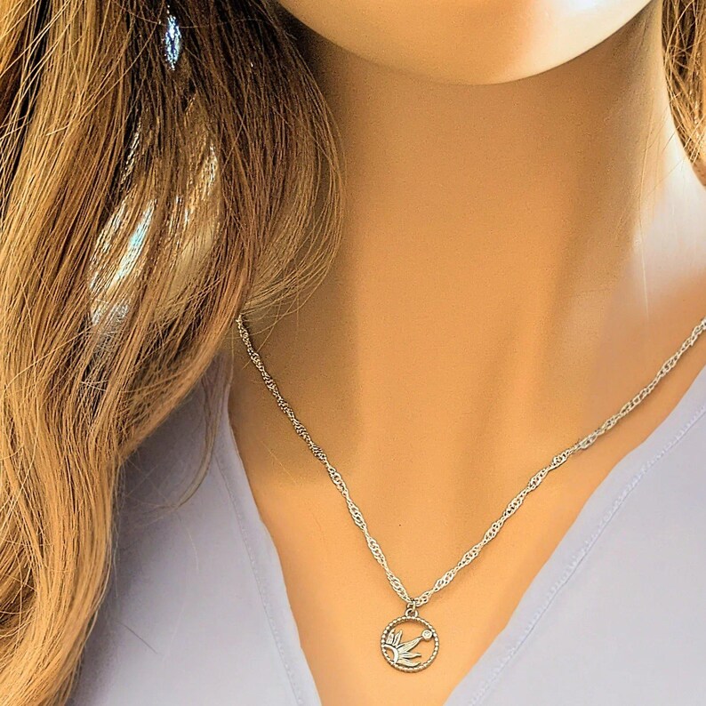 Sun Rays Pendant necklace, Silver - 20 inch - - LadybugfeetDesigns -