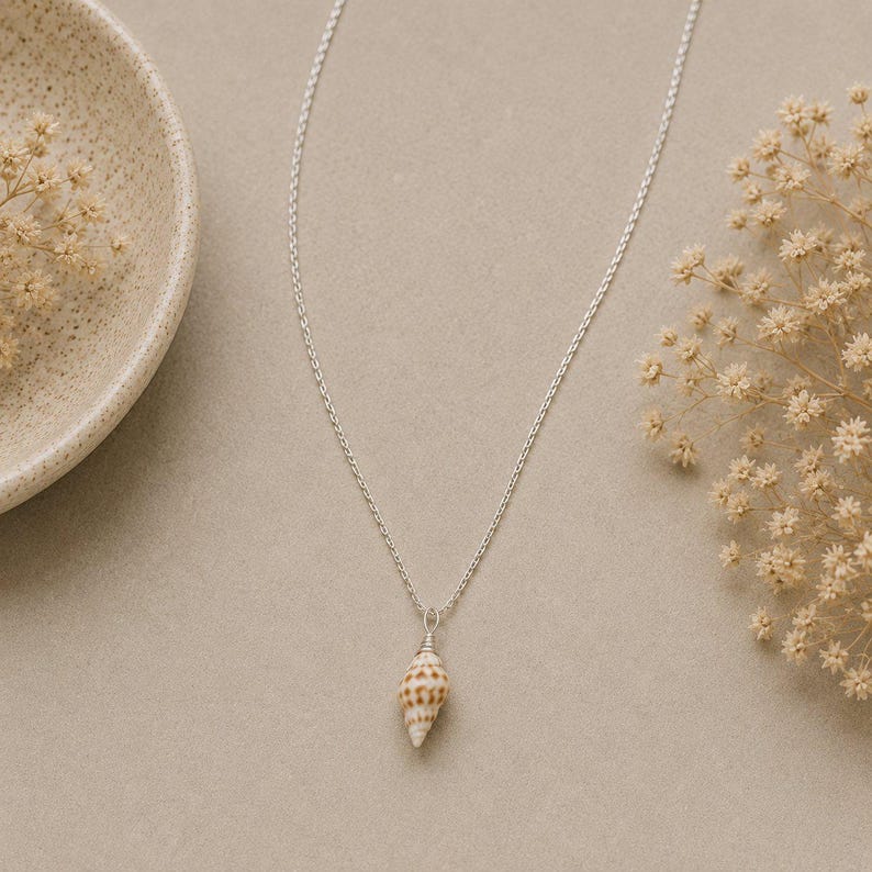 Genuine Conch Necklace, 20 Inches - Silver - - LadybugfeetDesigns -