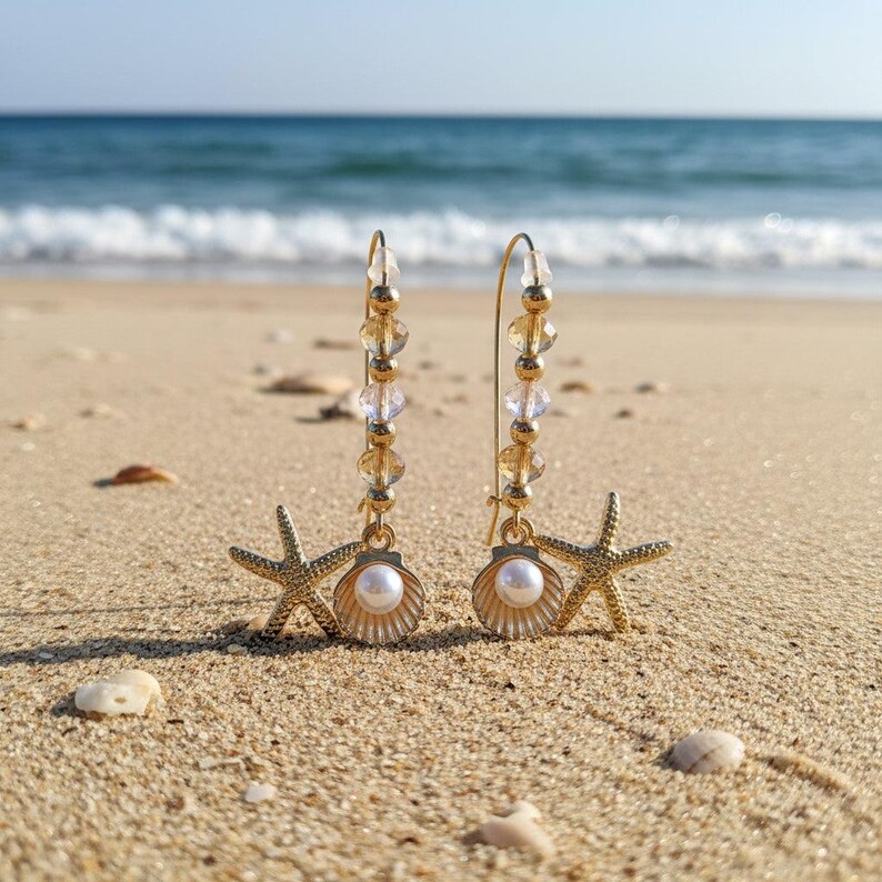 Pearl Clam Shell Starfish Crystal charm necklace and Earring set, Gold - - LadybugfeetDesigns -