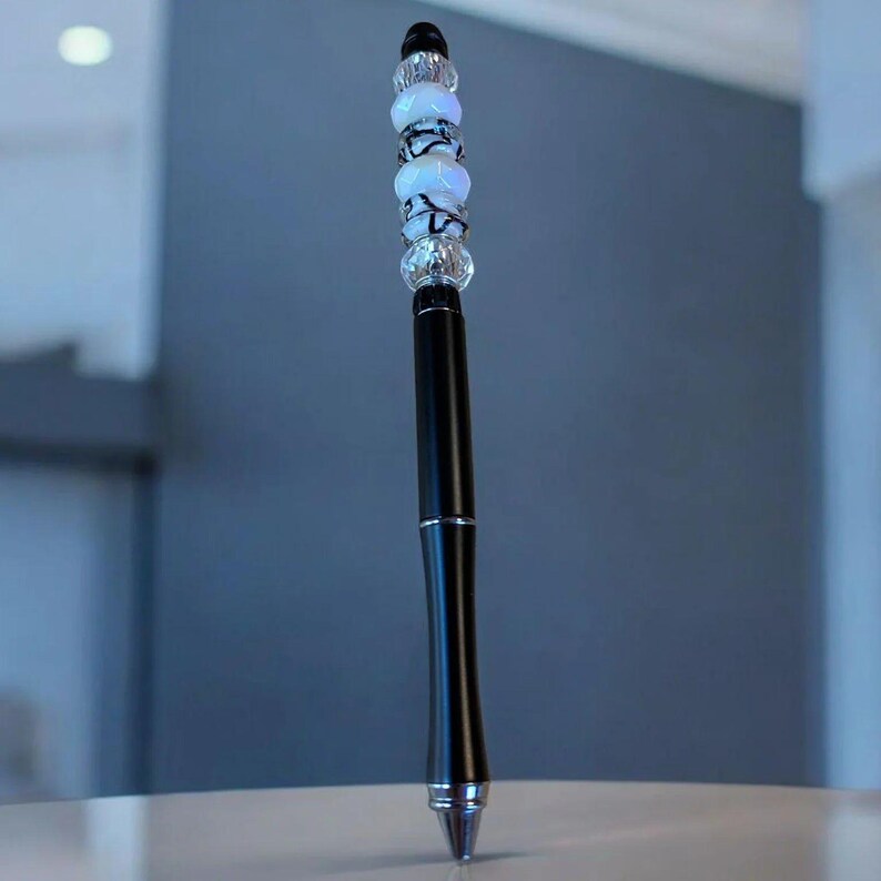 Black/White Crystal Gift Pen - - LadybugfeetDesigns -