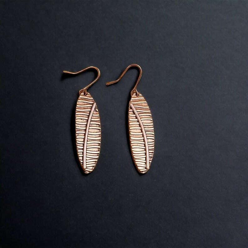 Boho Leaf Copper Dangle Earrings - - LadybugfeetDesigns -