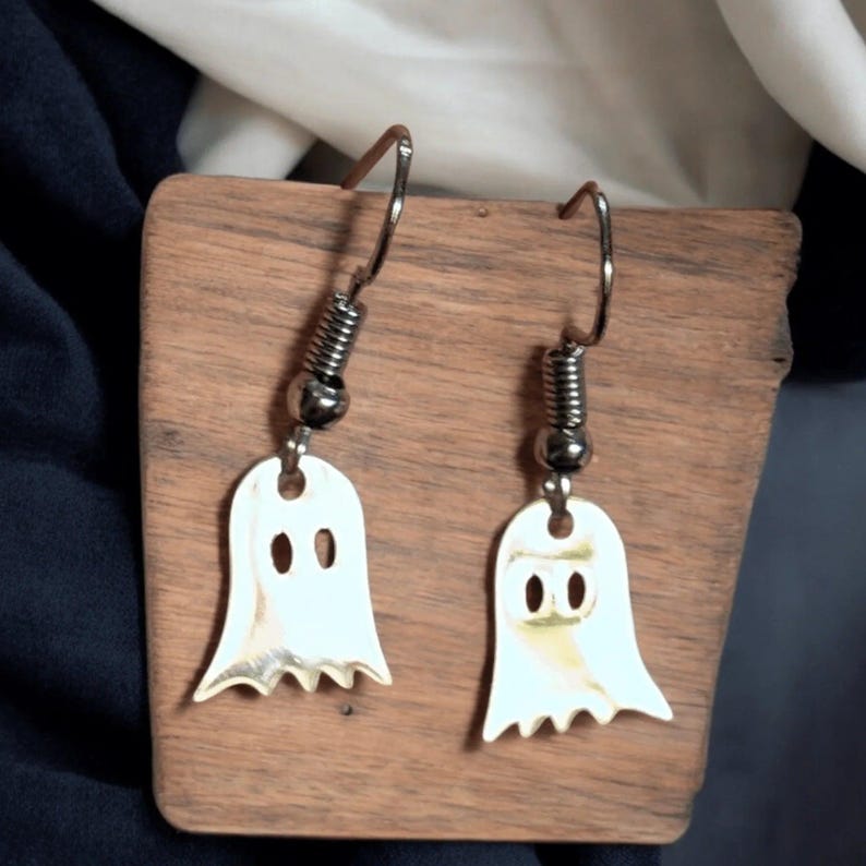 Ghost Halloween Earrings - - LadybugfeetDesigns -