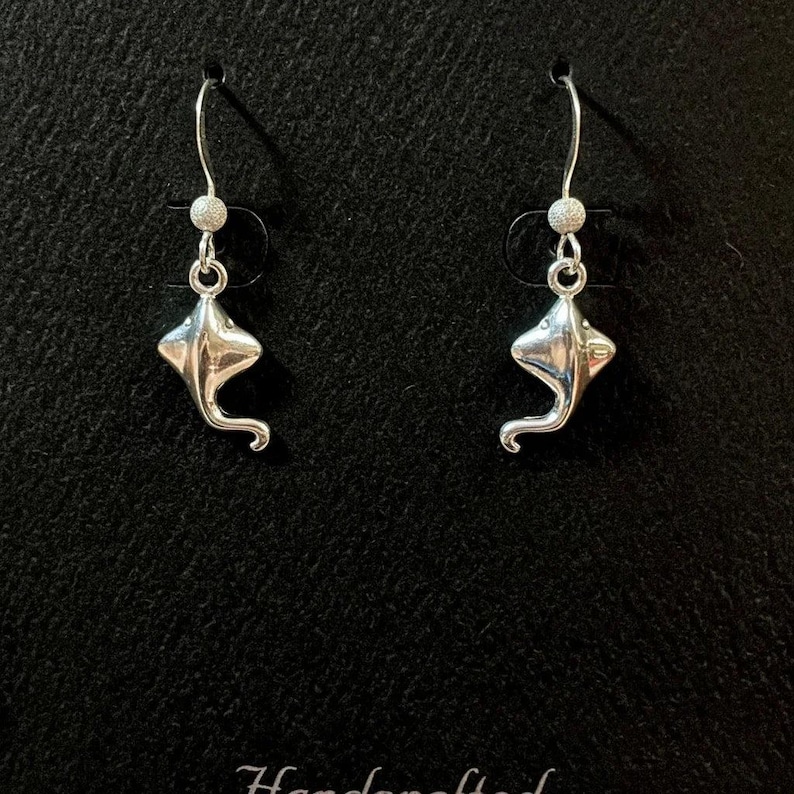 Manta Ray Sterling Silver dangle earrings - - LadybugfeetDesigns -