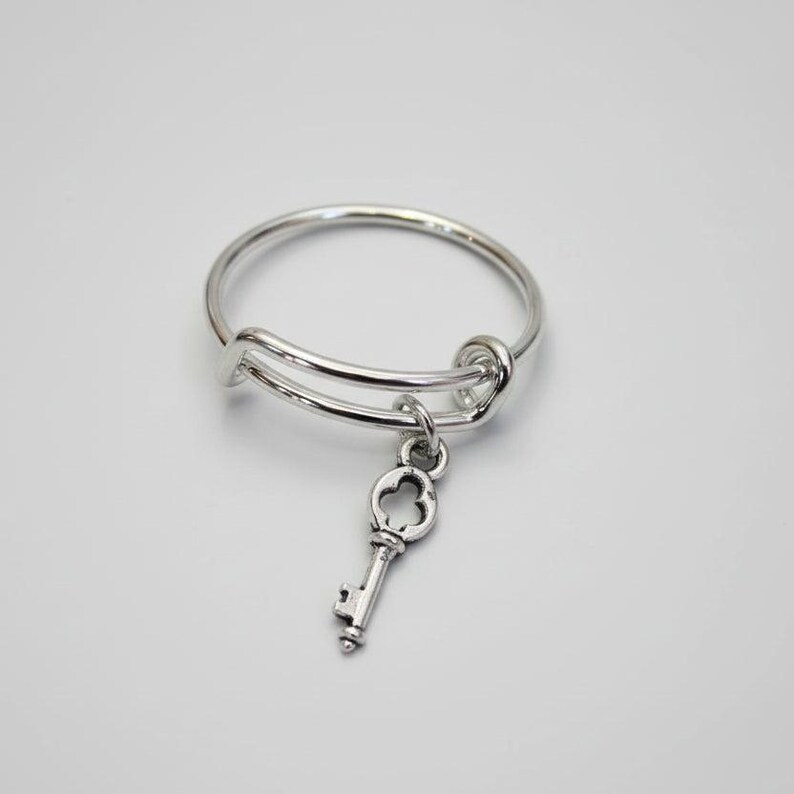 Key to my Heart Expandable Charm Ring - - LadybugfeetDesigns -