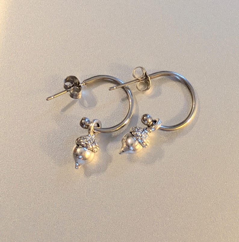 Acorn Hoop Earrings, Silver - 16mm - - LadybugfeetDesigns -
