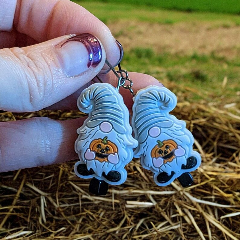 Gnome Halloween Earrings II - - LadybugfeetDesigns -
