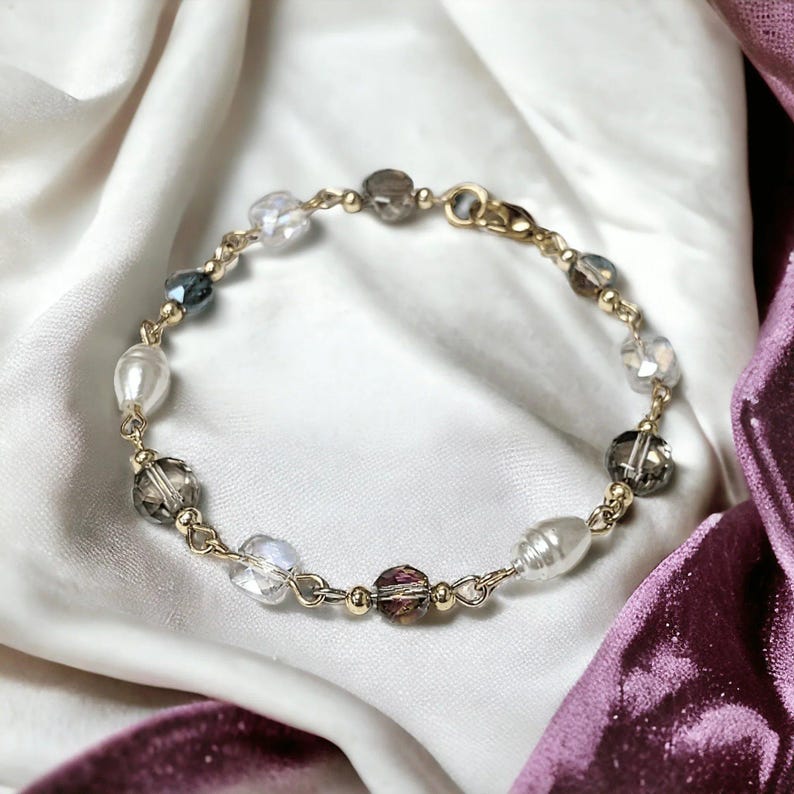 Romantic Crystal Pearl bracelet - - LadybugfeetDesigns -