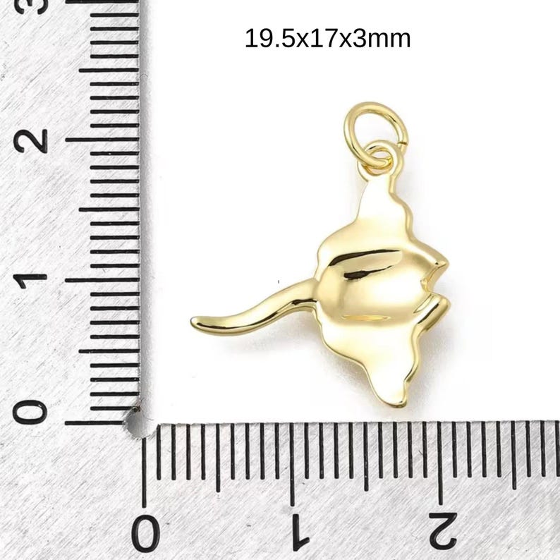 Manta Ray Necklace, Gold - 20 inches - - LadybugfeetDesigns -