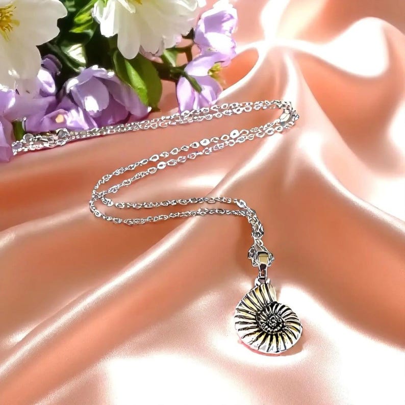 Sea Snail Shell necklace, Silver - 20 inch - - LadybugfeetDesigns -