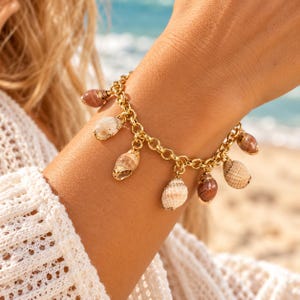 Genuine Conch Seashell Charm Bracelet - - LadybugfeetDesigns -