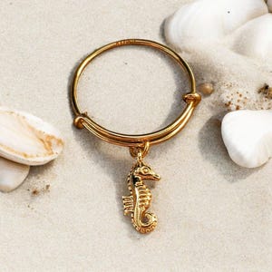 Seahorse Expandable Charm Ring - Gold - - LadybugfeetDesigns -