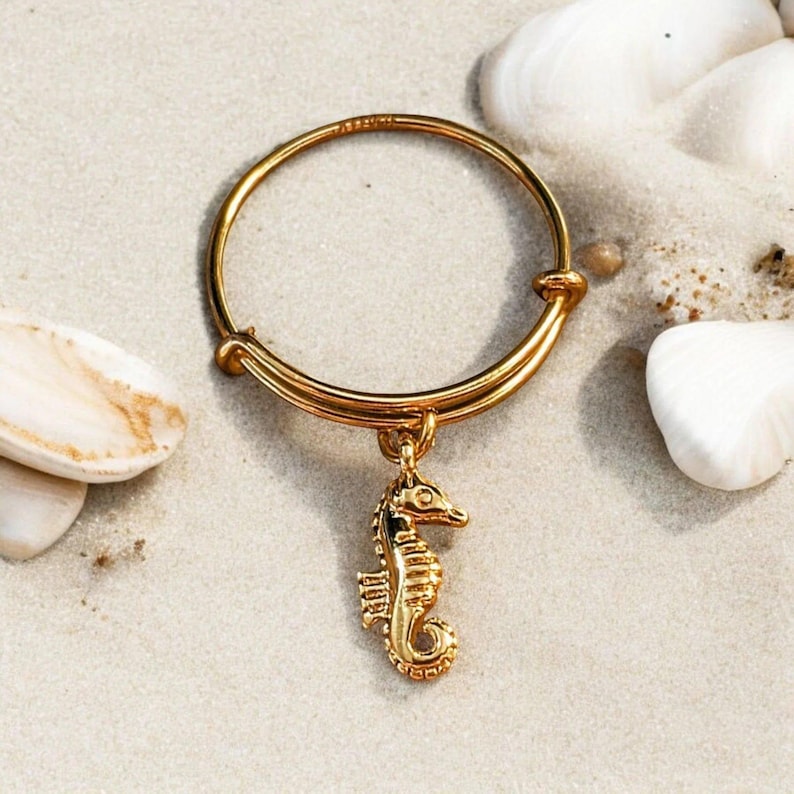 Seahorse Expandable Charm Ring - Gold - - LadybugfeetDesigns -