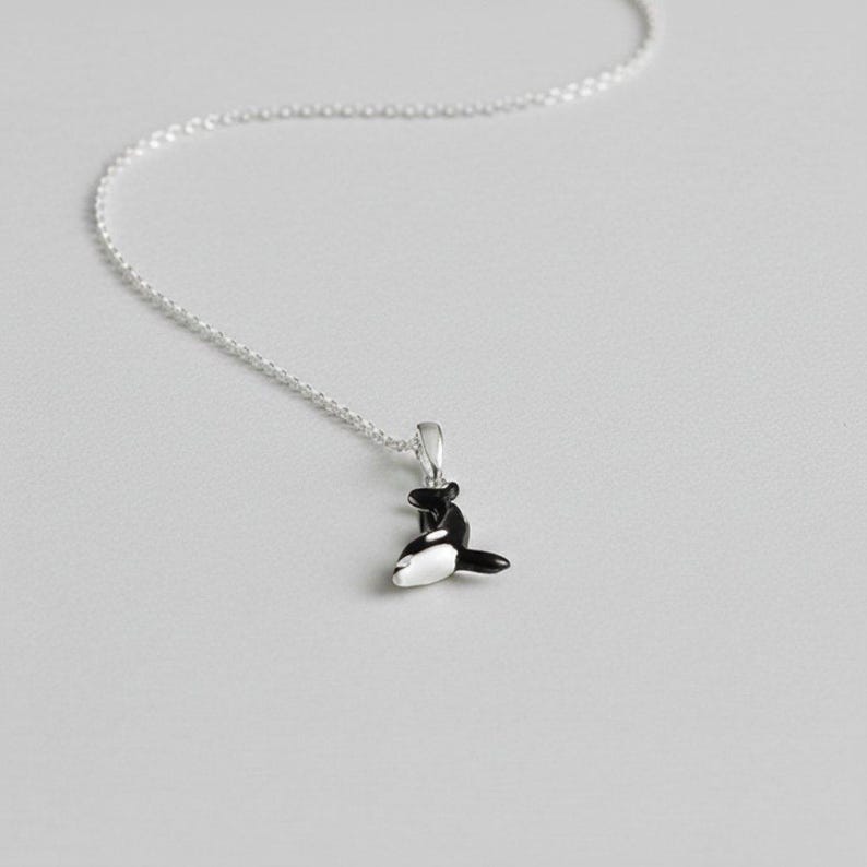Orca Necklace, 20 inches - Silver - - LadybugfeetDesigns -