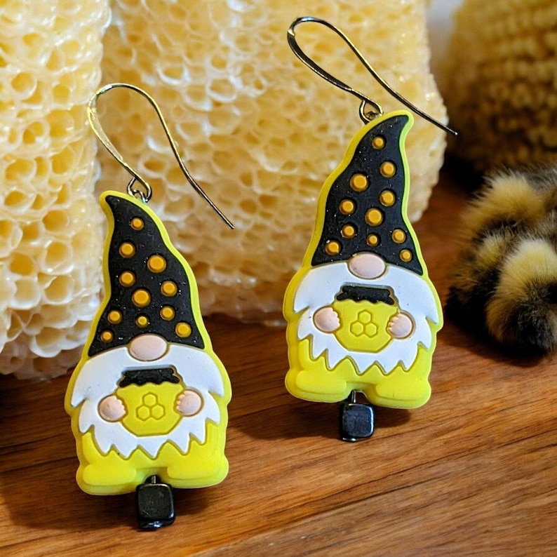 Gnome Theme Earrings II - - LadybugfeetDesigns -
