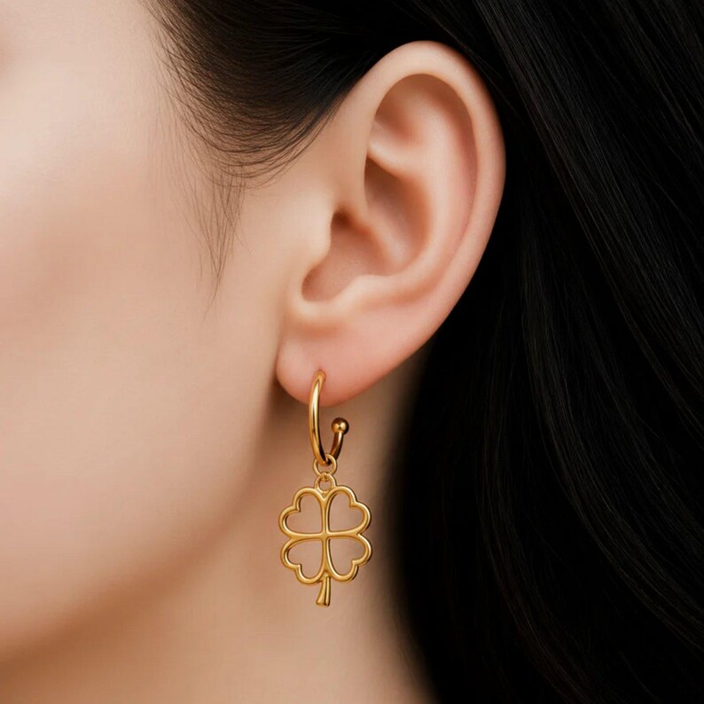 Four Leaf Clover Hoop earrings, Gold - 16mm - - LadybugfeetDesigns -