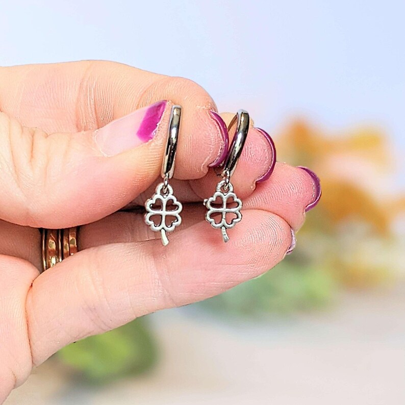Silver 4 Leaf Clover Huggie Hoop earrings, 15mm Hoop Drop - - LadybugfeetDesigns -
