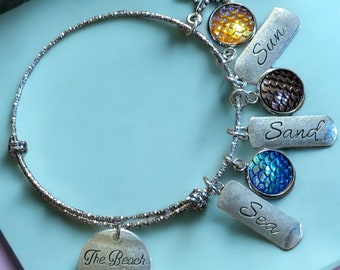 The Beach is Calling Bangle bracelet