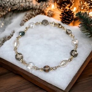 Romantic Crystal Pearl bracelet - - LadybugfeetDesigns -