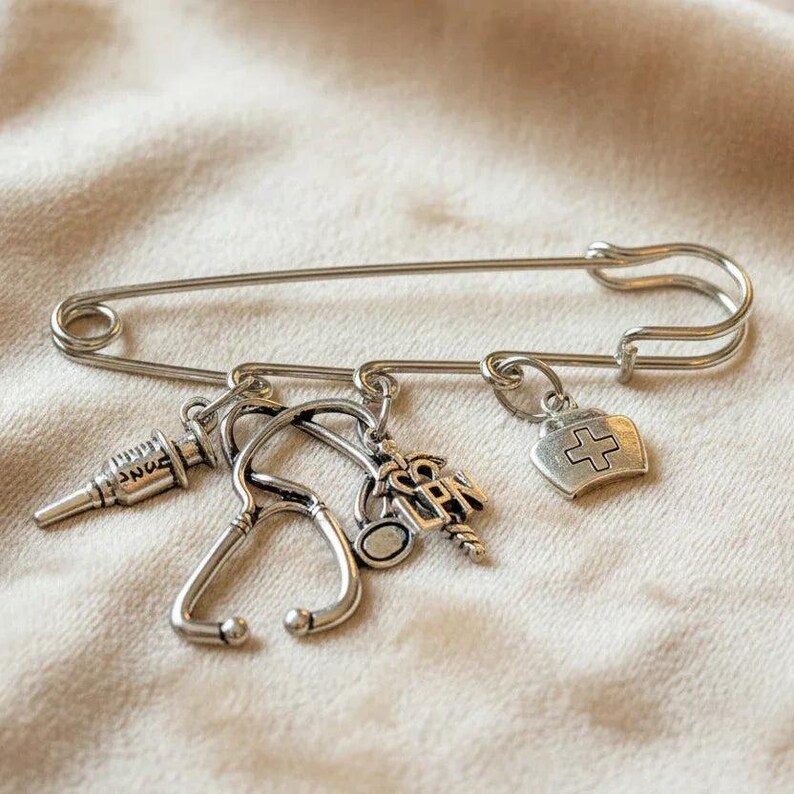 LPN - Licensed Practical Nurse Safety Pin Brooch, Purse Charm - - LadybugfeetDesigns -