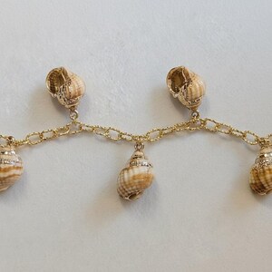 Chunky Conch Shell Charm Bracelet, Gold - - LadybugfeetDesigns -
