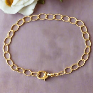 14K Gold Filled Twisted Bracelet - D.i.y. - Build Your Charm Bracelet! - - LadybugfeetDesigns -