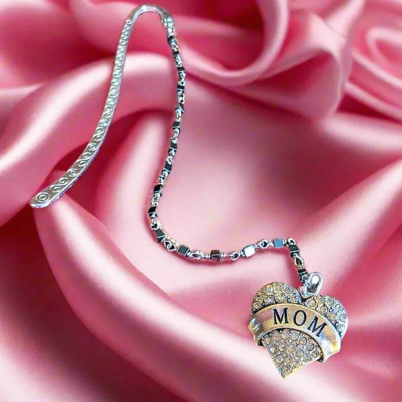 Mom Beaded Bookmark - - LadybugfeetDesigns -