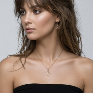 Butterfly/Fairy Wing Rose Gold necklace/earrings set, 18 inch - - LadybugfeetDesigns -