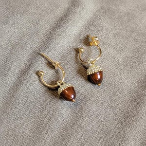 Acorn Hoop Earrings, Gold - 12mm - - LadybugfeetDesigns -