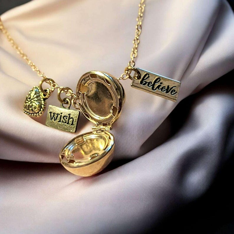 Prayer/Wish Locket Necklace, Gold - 18 inch - - LadybugfeetDesigns -