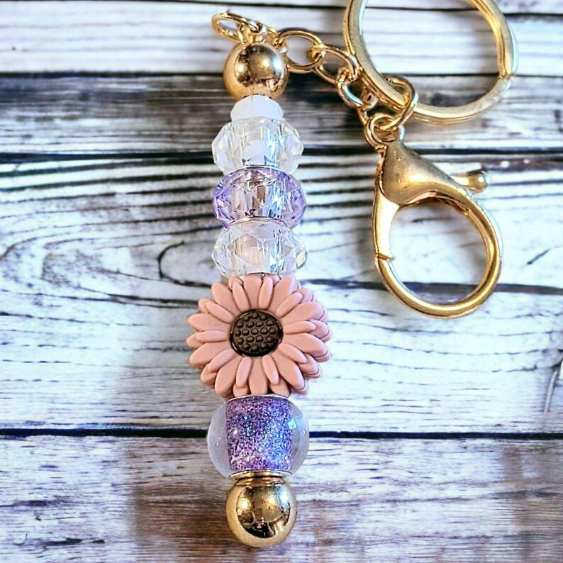 Daisy Crystal Keychain/Purse Clip - - LadybugfeetDesigns -