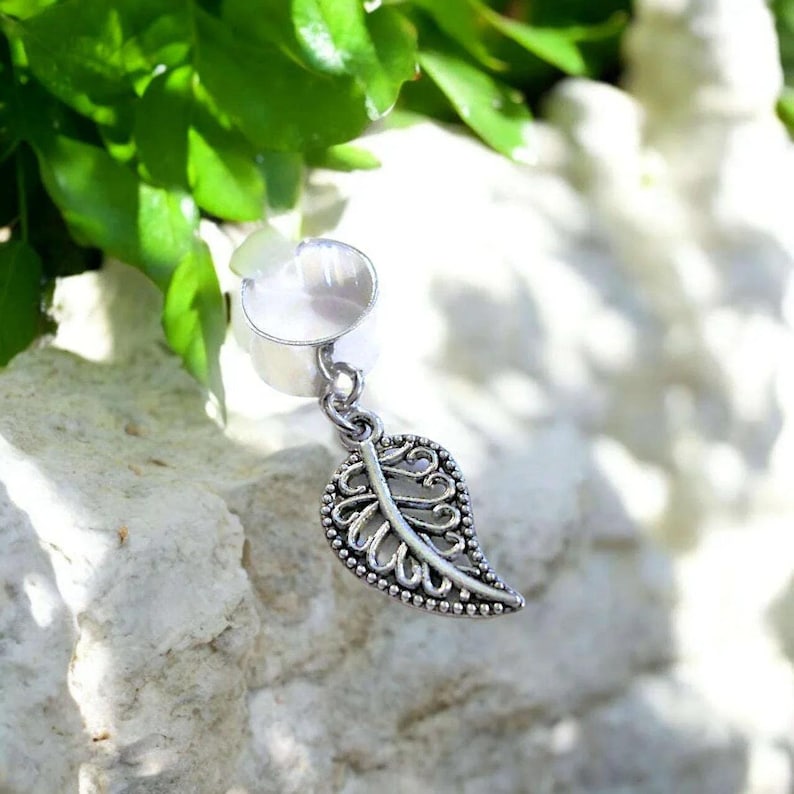 Leaf ear cuff, Silver - - LadybugfeetDesigns -