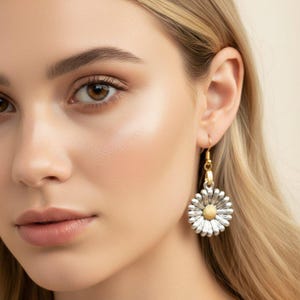 Sunflower/Daisy dangle earrings, Gold - - LadybugfeetDesigns -