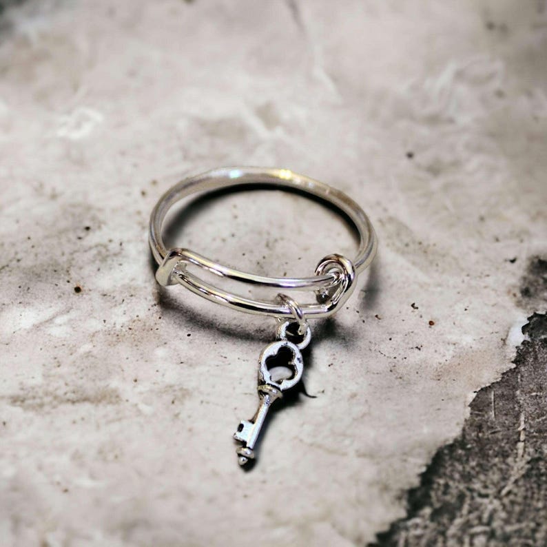 Key to my Heart Expandable Charm Ring - - LadybugfeetDesigns -