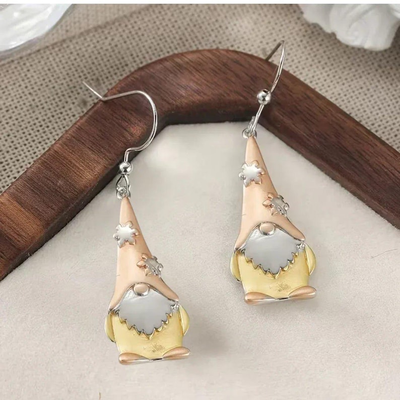 Boho Gnome hook earrings III - Silver - - LadybugfeetDesigns -