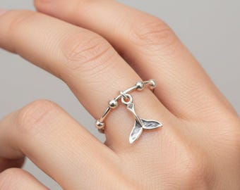 Whale Tail Adjustable Charm Ring, Silver