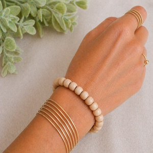Ivory Wood Bead Stretch bracelet - Unisex - - LadybugfeetDesigns -