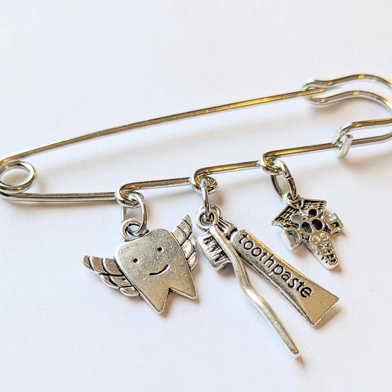 Dental Hygienist Safety Pin Brooch, Purse Charm - - LadybugfeetDesigns -