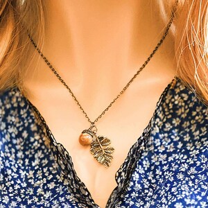 Acorn Oak Leaf Necklace, Antique Bronze - - LadybugfeetDesigns -