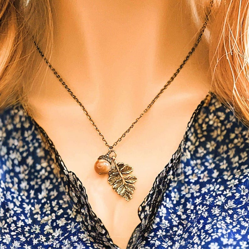 Acorn Oak Leaf Necklace, Antique Bronze - - LadybugfeetDesigns -