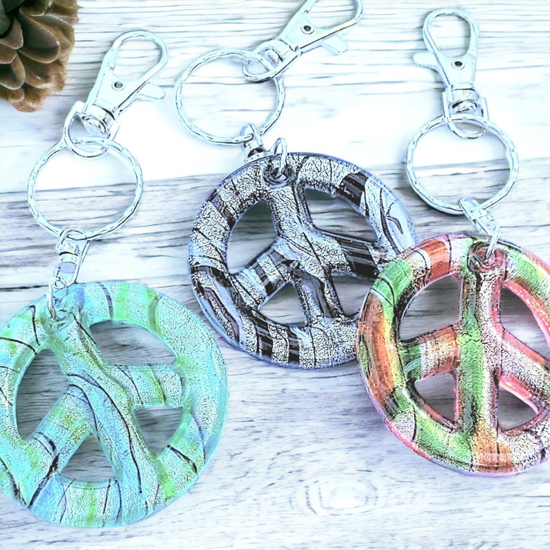 Peace Sign Keychain/Purse Clip - Peace Sign Keychain - LadybugfeetDesigns - Keychains