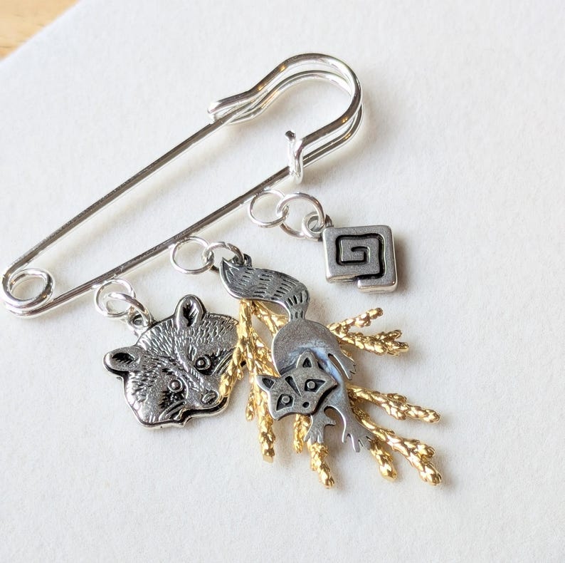 Racoon Safety Pin Brooch, Purse Charm - - LadybugfeetDesigns -